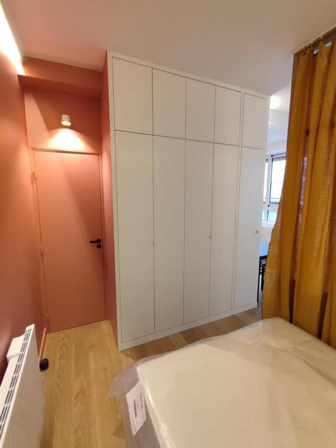 Suite Confortable Sur Le Canal Saint-Martin / Republique Paris Exterior photo